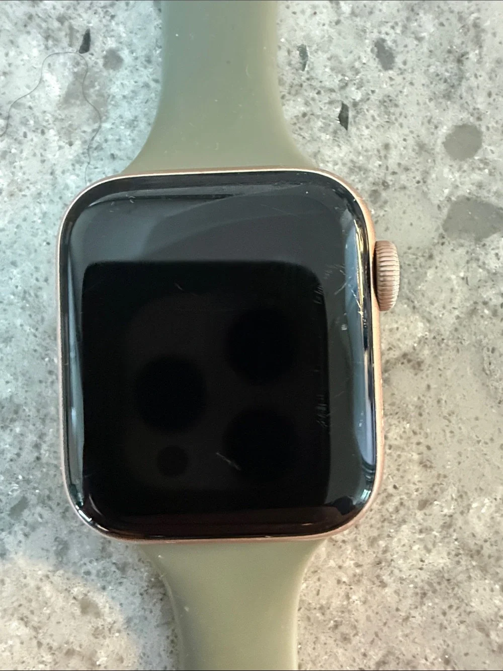Series 5 Apple Watch with Olive Green Sport Band and Rose Gold Case - Apple